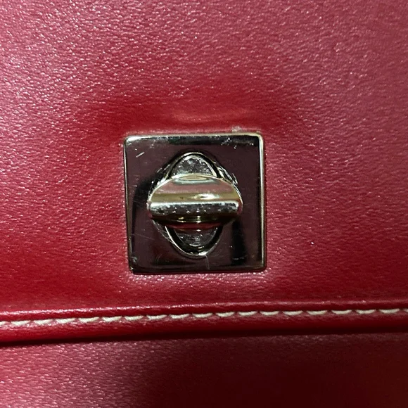 Liz Claiborne Red Leather Crossbody Bag Women's - Picture 4 of 8